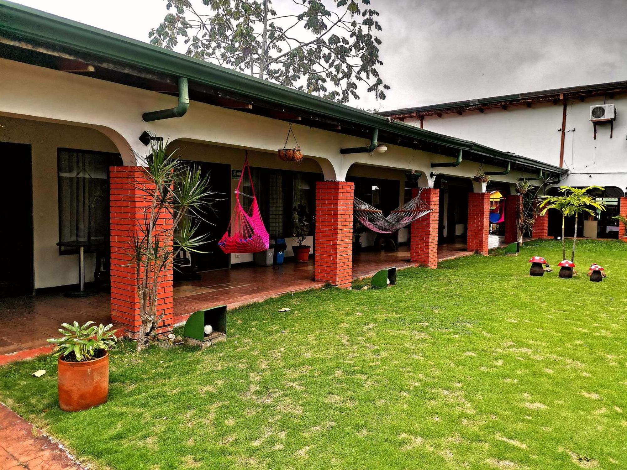 Hotel Wagelia Turrialba Eksteriør billede