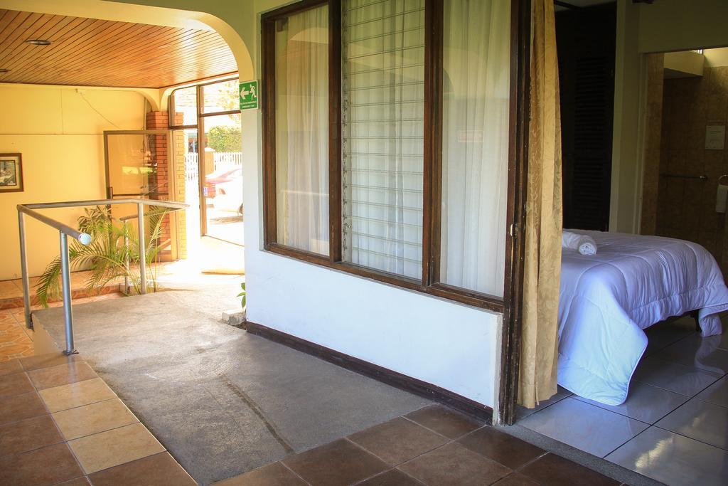 Hotel Wagelia Turrialba Eksteriør billede