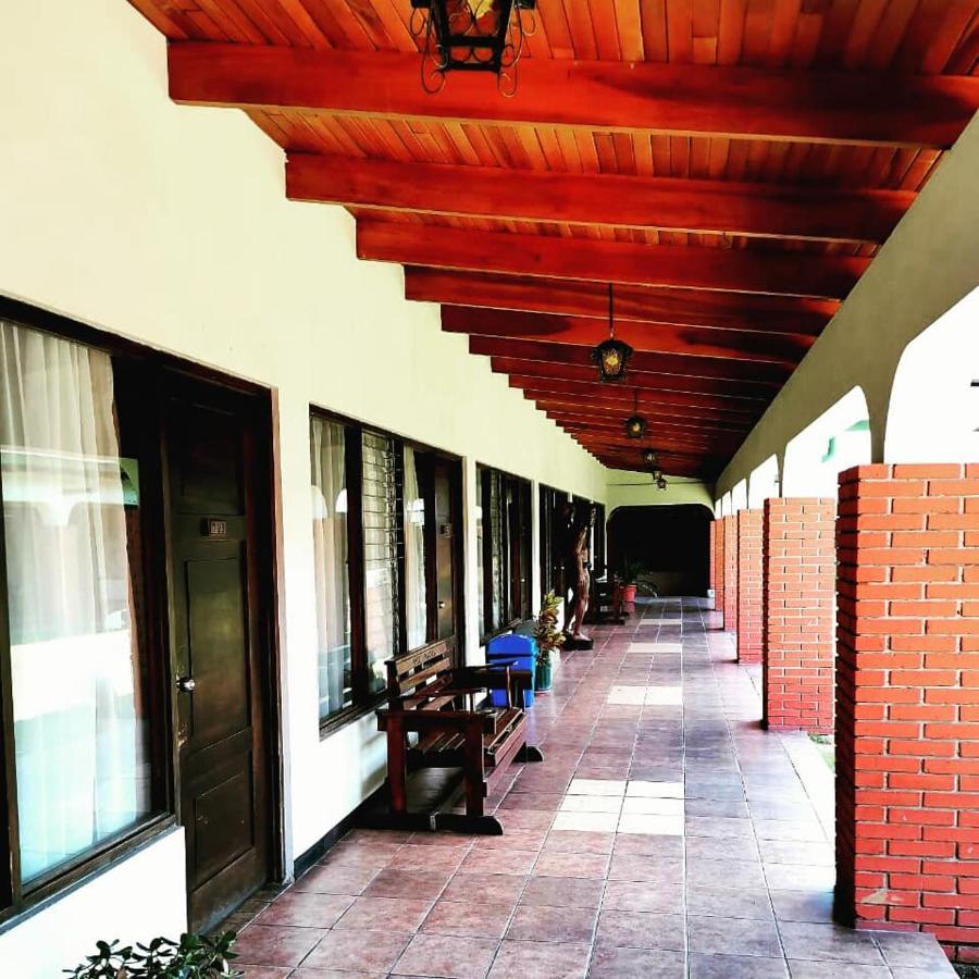 Hotel Wagelia Turrialba Eksteriør billede